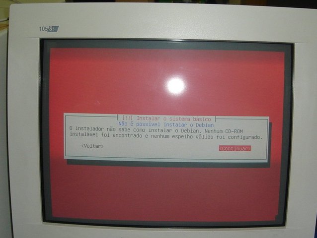 O instalador não sabe como instalar o Debian
